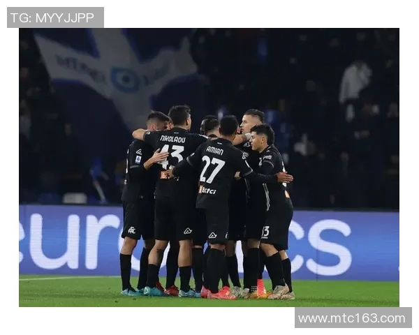 欧冠激战：那不勒斯与巴萨战成平局乌龙球成焦点引发全场热议