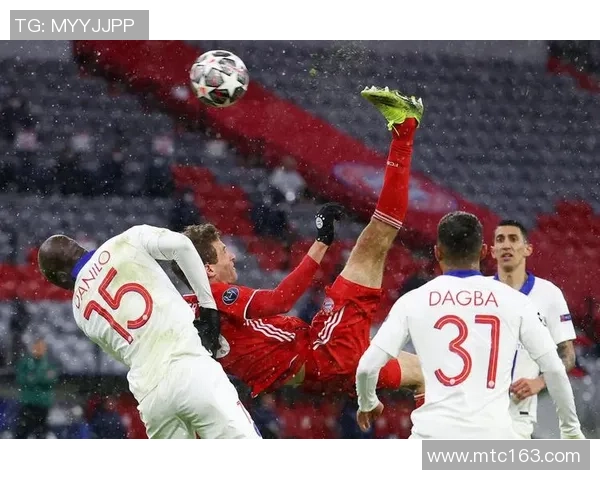 西甲激战巴黎圣日耳曼大胜拜仁红牌事件引发全场热议与争议